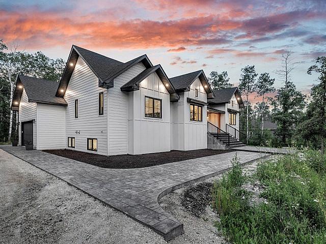 House for sale in La Broquerie, Manitoba