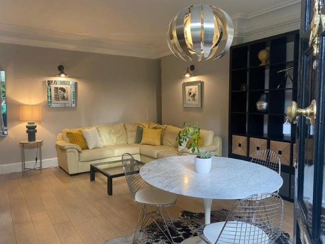 Apartment for rent in St. John's Wood, Greater London
