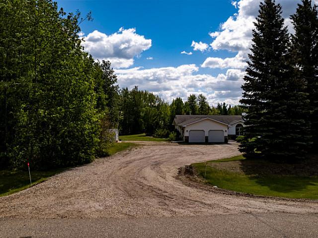 House for sale in Sherwood Park, Alberta