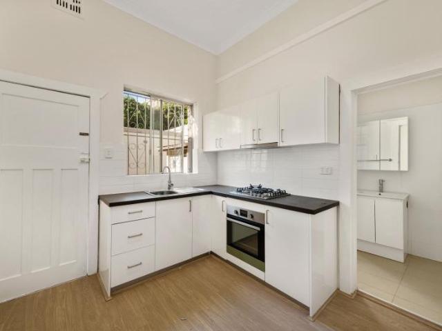 Apartment for rent in Bondi Beach, New South Wales