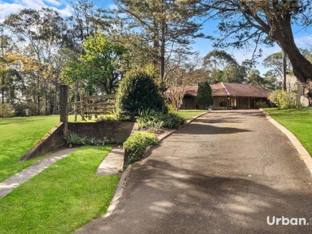 Cottage for sale in Sydney, New South Wales