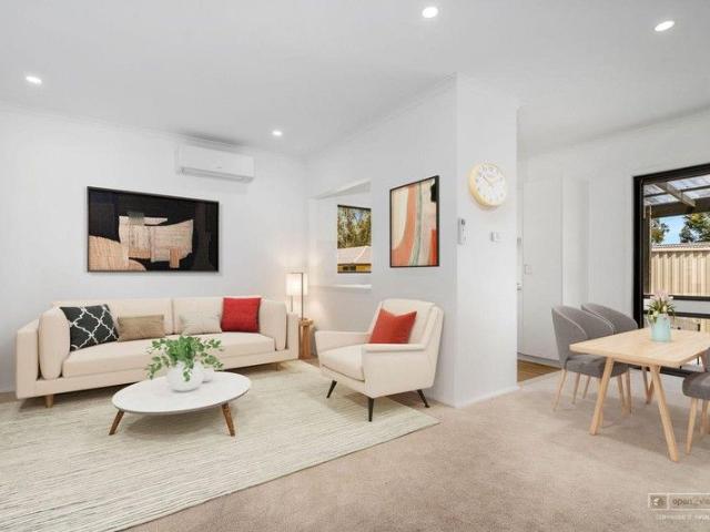 Villa for sale in Sydney, New South Wales