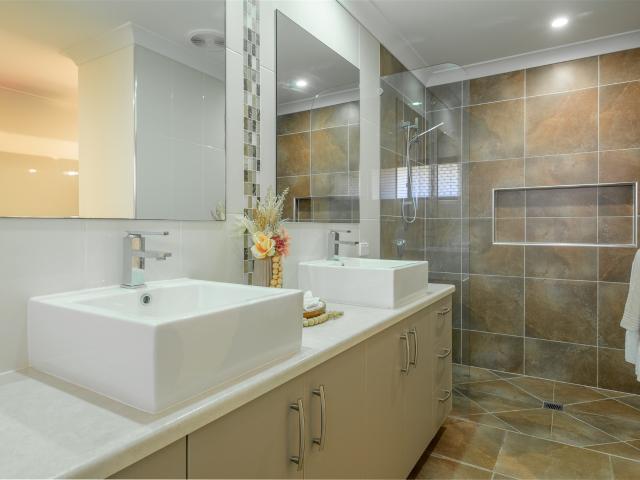 House for sale in Glen Eden, Gladstone