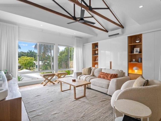 House for rent in Mooroobool, Cairns