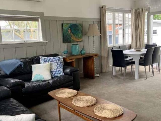 House for rent in Heathcote, Canterbury