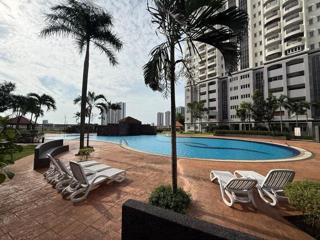 Condominium for sale in Petaling, Subang Jaya
