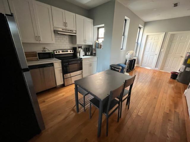 Room for rent in Arverne, New York