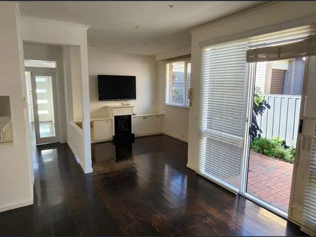 Apartment for rent in Caulfield, Melbourne
