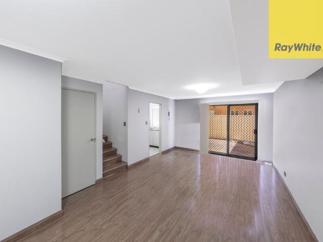 Townhouse for rent in Sydney, New South Wales