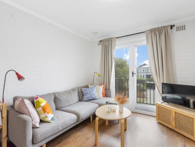 Apartment for rent in Crawley, Perth