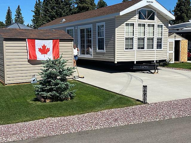 House for sale in Lousana, Alberta