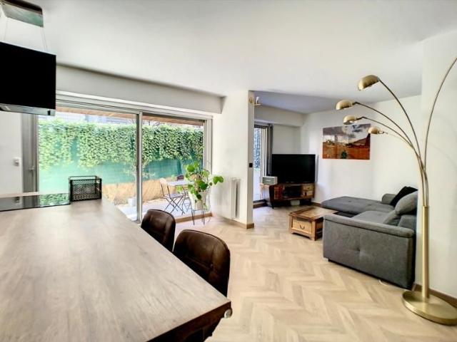 Appartement location à France métropolitaine, Martinique