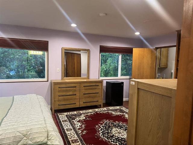 Room for rent in Canoga Park, California