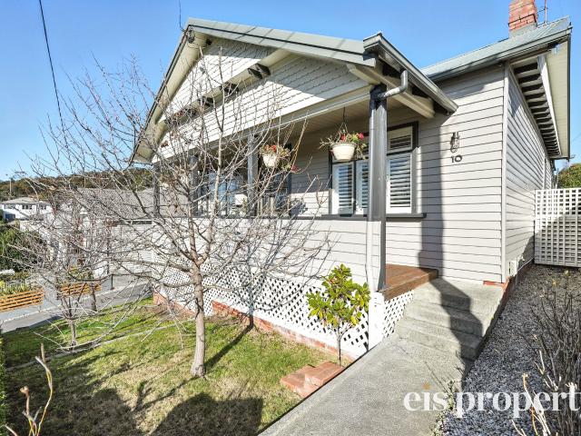 House for sale in New Town