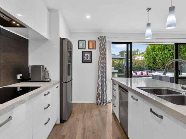 House for rent in Whangaparaoa