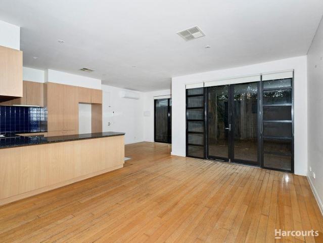 Townhouse for rent in Camerons Creek, Victoria