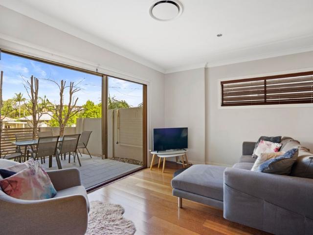 Townhouse for rent in Annerley, Greater Brisbane