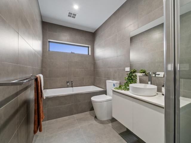 Townhouse for sale in Camerons Creek, Victoria