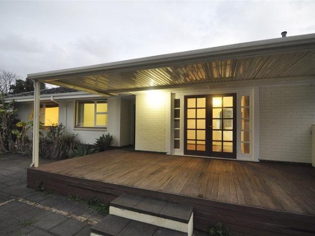 House for rent in St James, City of Canning