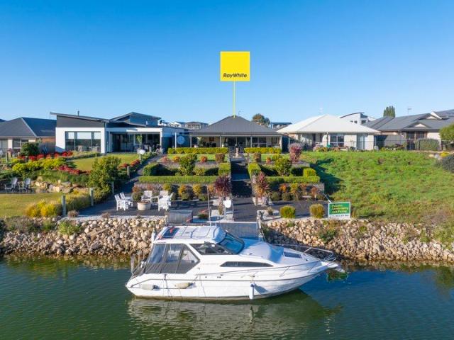 House for sale in Hindmarsh Island, South Australia
