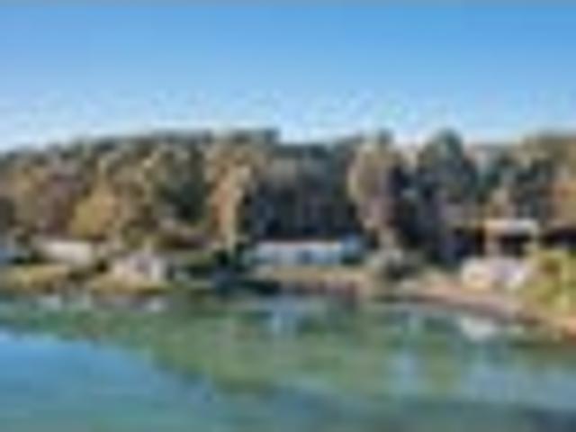 House for sale in Otakou
