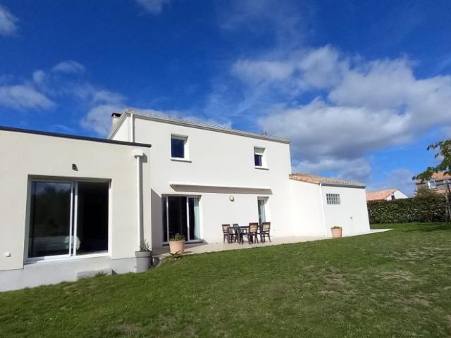 Maison vente à Les Fosses Blondin, Le Pallet