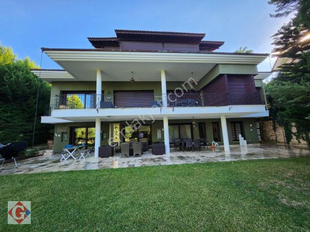 Kabasakal Mahallesi, Çukurova içerisinde satılık Villa