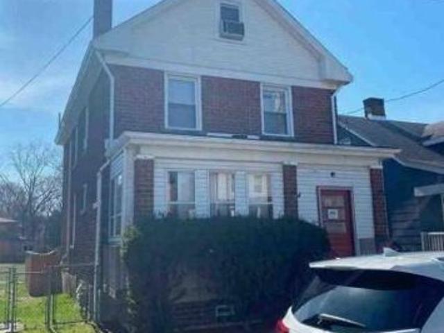 House for sale in Carnegie
