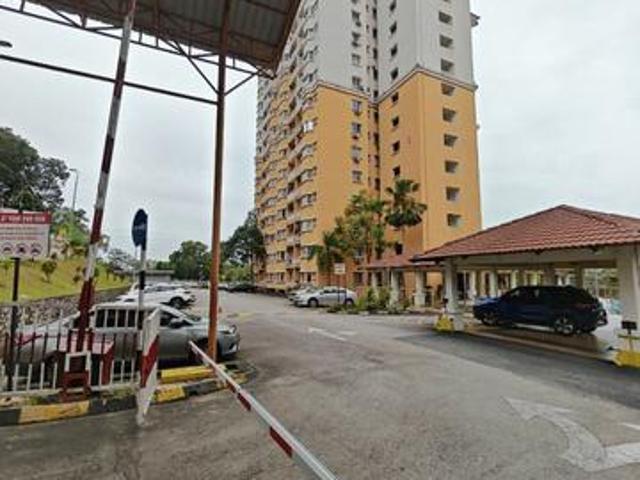 Townhouse for sale in Petaling, Subang Jaya