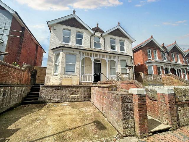 House for rent in Bridgemere, Eastbourne
