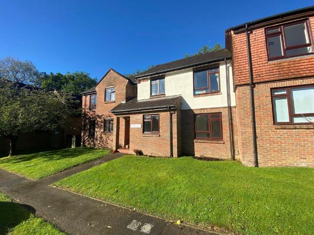 Apartment for rent in North Heath, Horsham