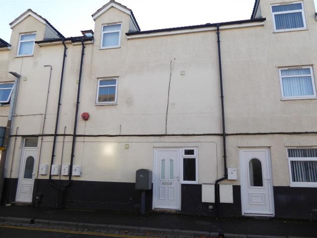 Studio for rent in Gorse Hill, Swindon
