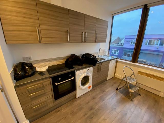 Studio for rent in London Borough of Ealing, Park Royal