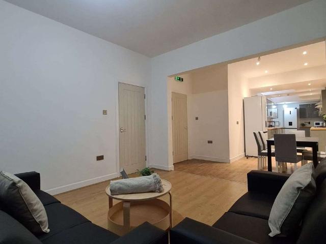 Room for rent in High Haden, Blackheath