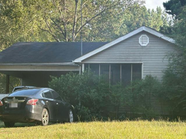 House for sale in Columbia, Mississippi