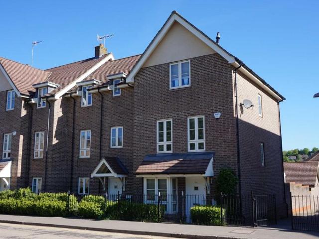 House for rent in Chiltern Park, Dacorum