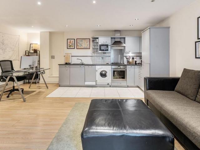 House for rent in Clerkenwell, Greater London