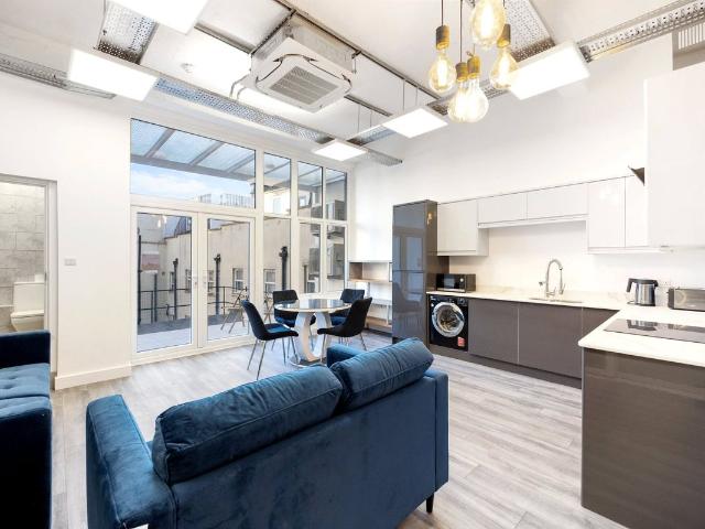 Apartment for rent in Clerkenwell, Greater London