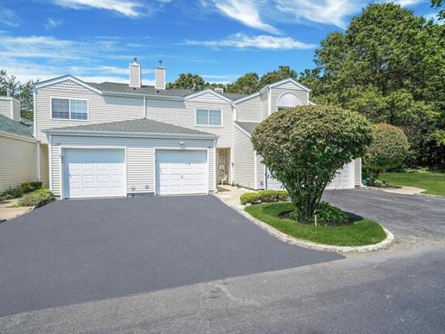 Condo for sale in Manorville