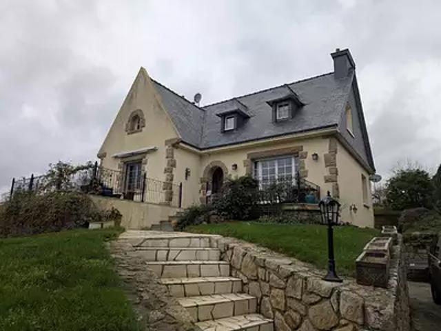 Maison vente à Guingamp, Bretagne
