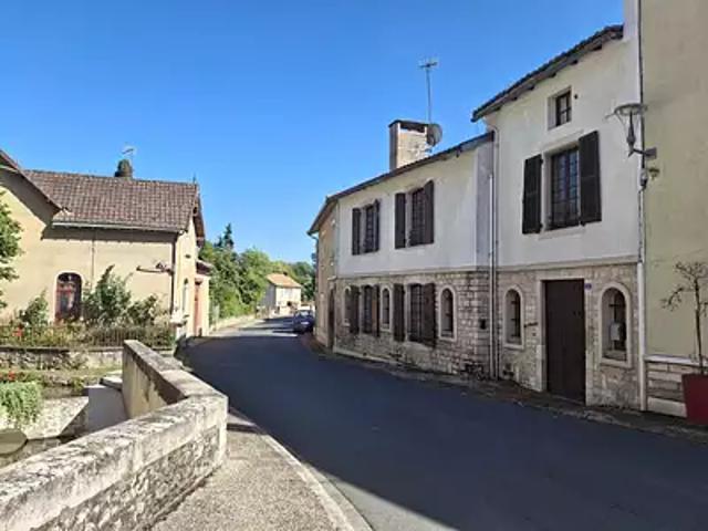 Maison vente à Montmorillon, Gouex