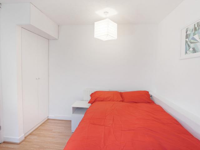 Room for rent in London Borough of Tower Hamlets, Greater London