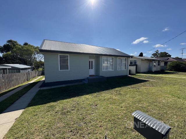 House for rent in Brisbane Grove, New South Wales