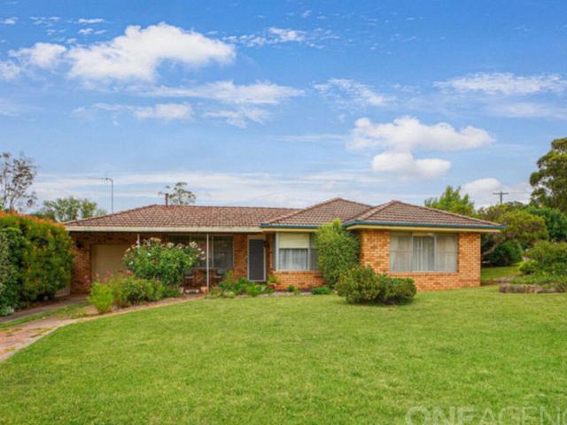 House for rent in Brisbane Grove, New South Wales