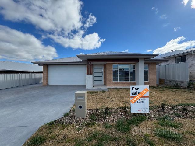 House for rent in Brisbane Grove, New South Wales