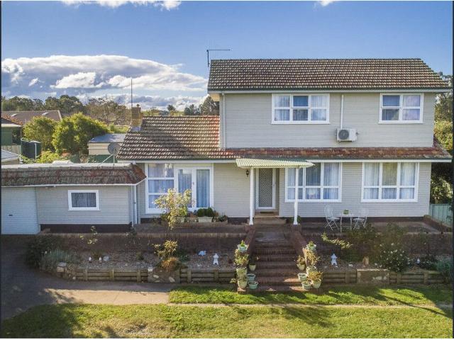 House for rent in Brisbane Grove, New South Wales