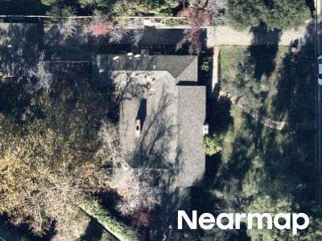 House for sale in La Canada Flintridge, California