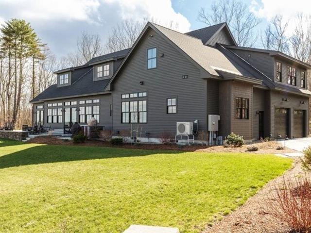 House for sale in New Hampshire