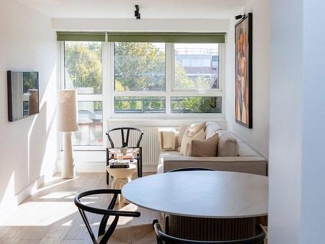 Apartment for rent in Falcon Estate, Greater London