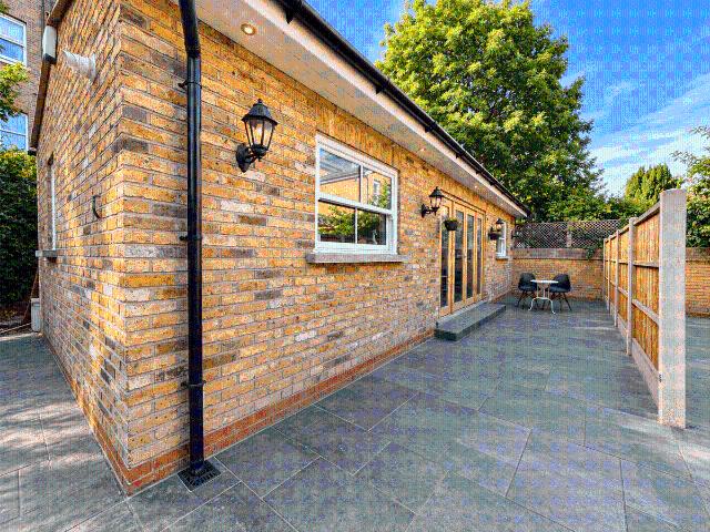 Apartment for rent in Lower Clapton, Greater London